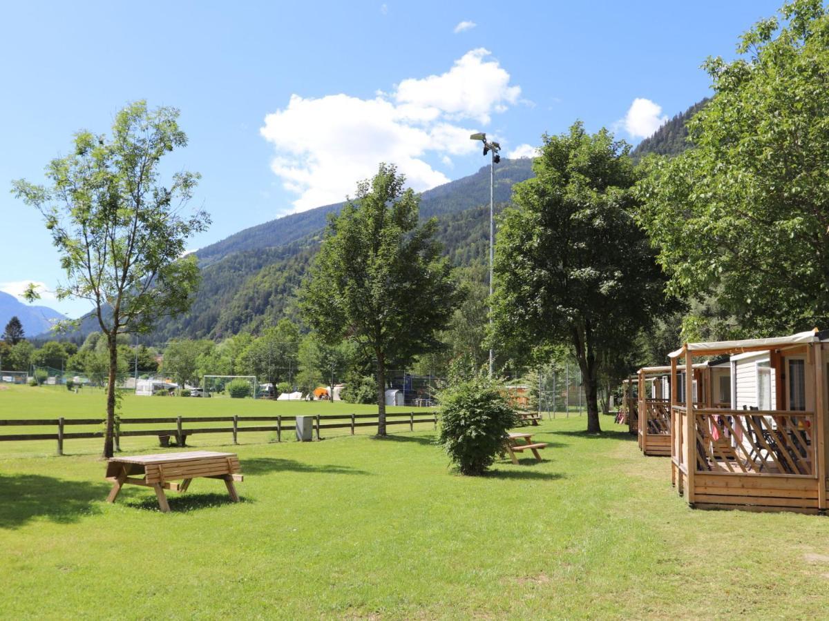 Holiday Home Draucamping-1 Sachsenburg Exterior foto